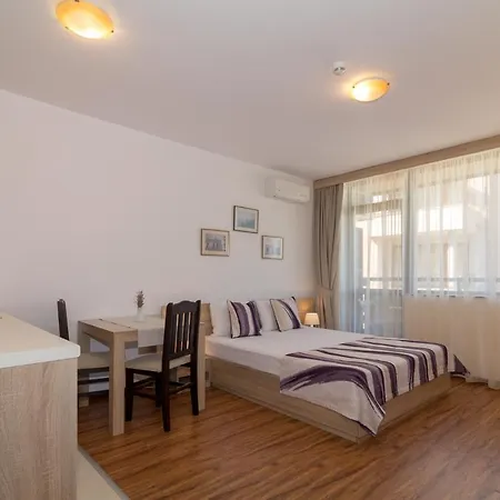 Apartment South *