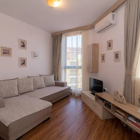 Apartment South *